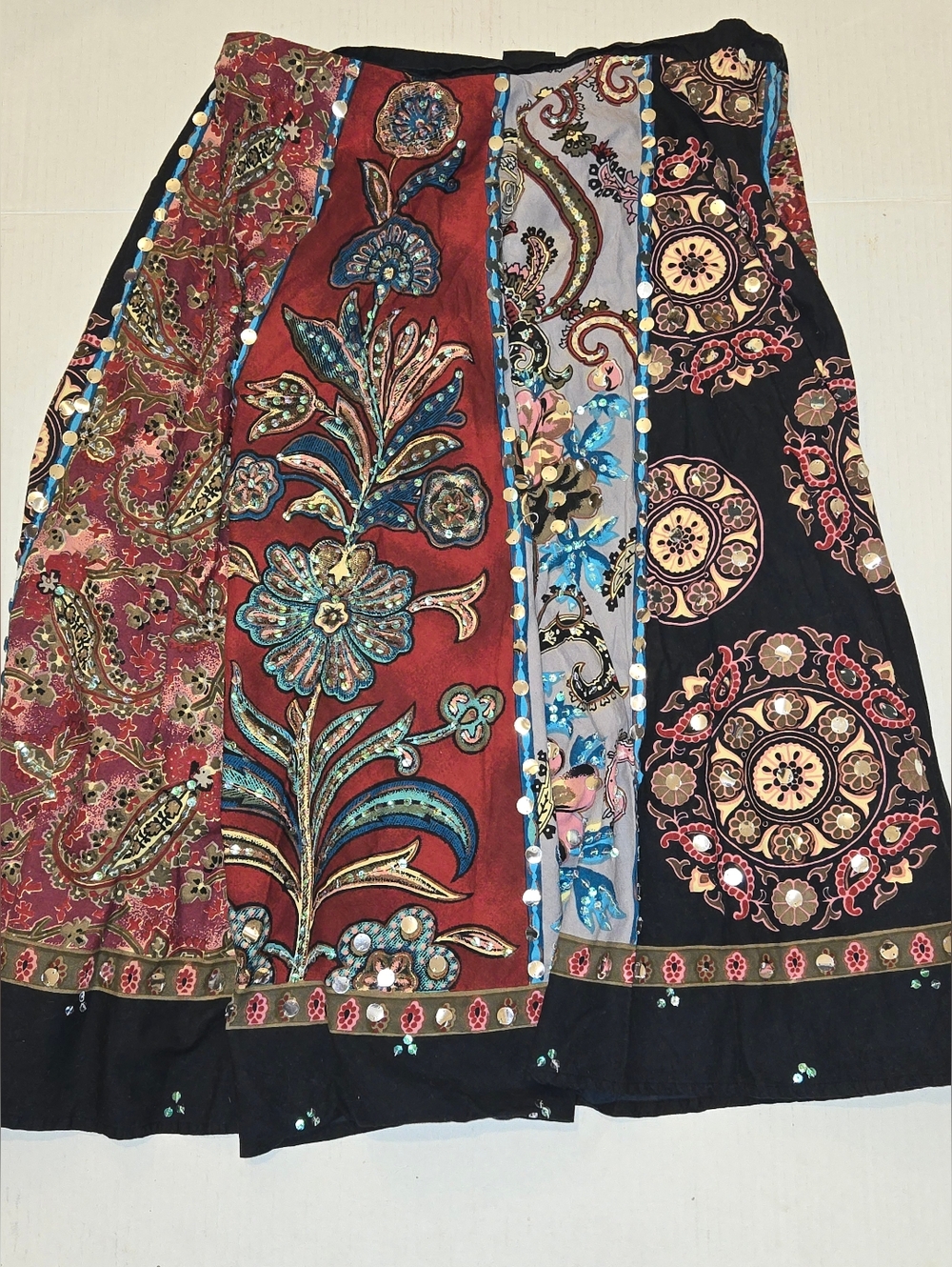Vintage Lehenga Choli high waisted decorative skirt w/ side zipper SZ L